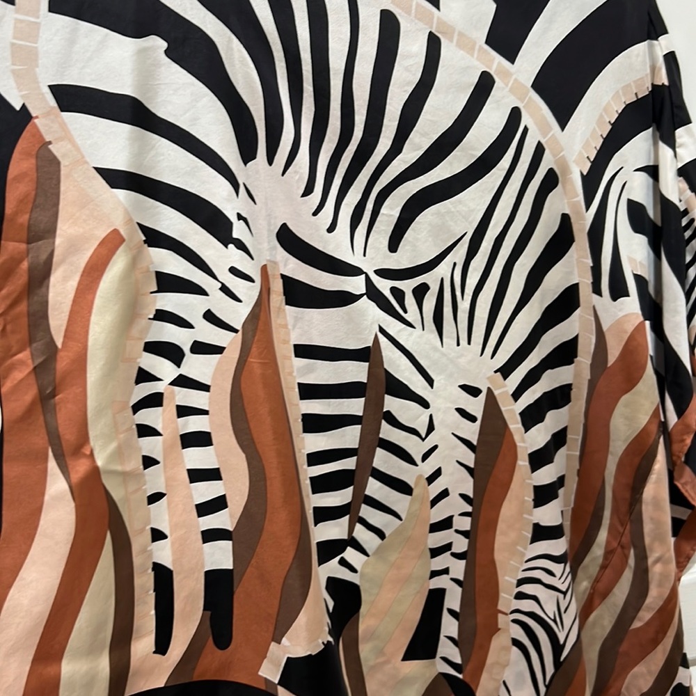 Chicos 100% silk poncho SZ L/XL